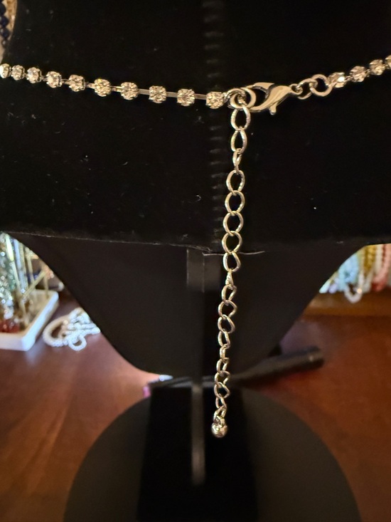 Gorgeous Rhinestone Princess Necklace - Picture 6 of 6